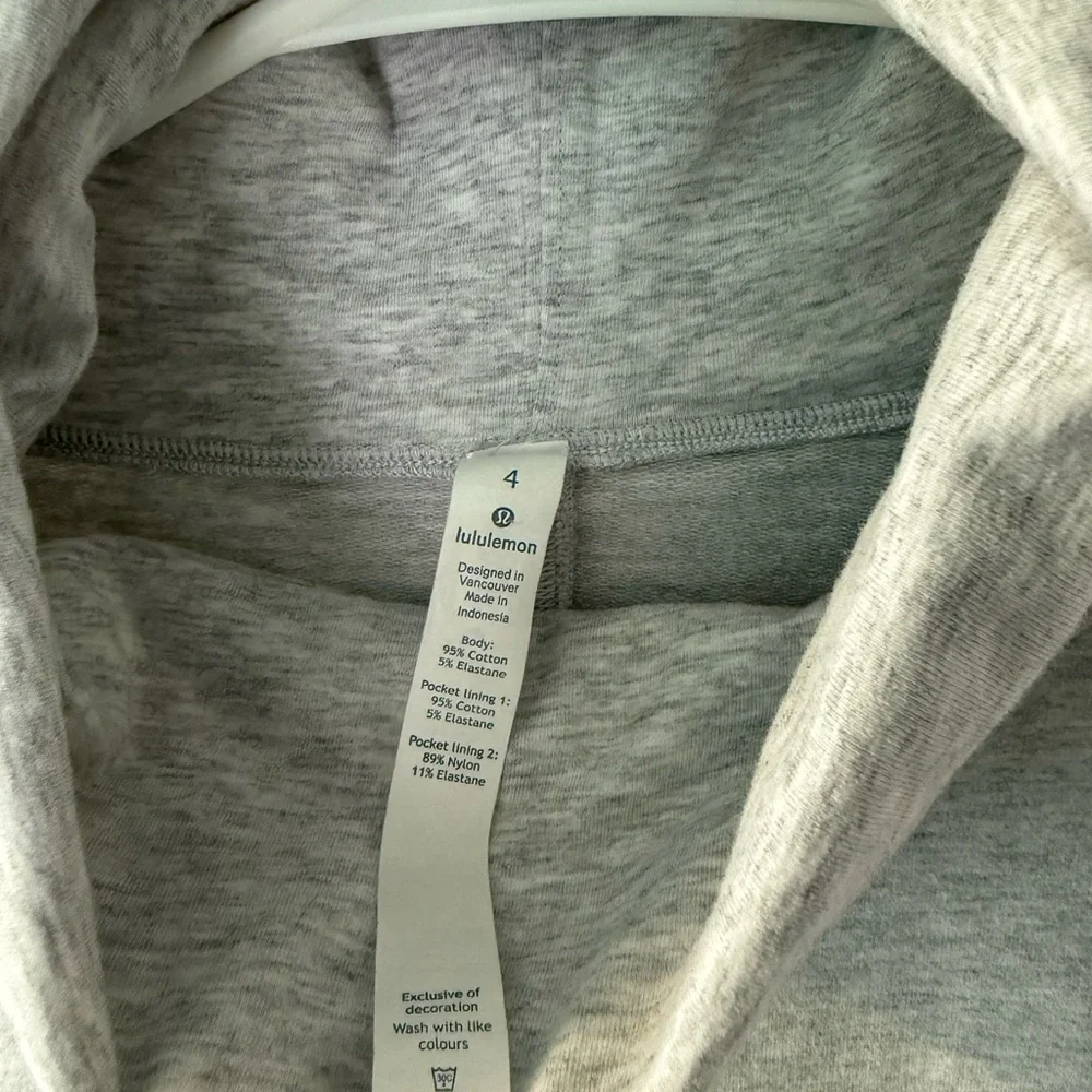 Lululemon Stress Less Gray Pullover Sweatshirt Cowl Neck Woman’s Size 4